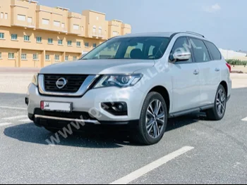 Nissan  Pathfinder  SV  2020  Automatic  47,000 Km  6 Cylinder  Four Wheel Drive (4WD)  SUV  Silver  With Warranty