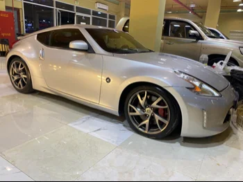 Nissan  Z  370  2016  Automatic  119,000 Km  6 Cylinder  Rear Wheel Drive (RWD)  Coupe / Sport  Silver
