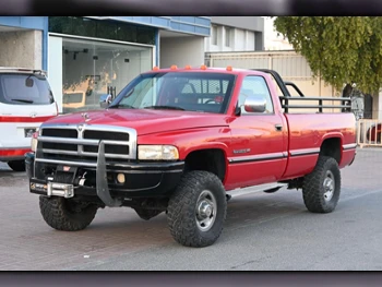Dodge  Ram  2500  1997  Manual  85,000 Km  10 Cylinder  Four Wheel Drive (4WD)  Classic  Red