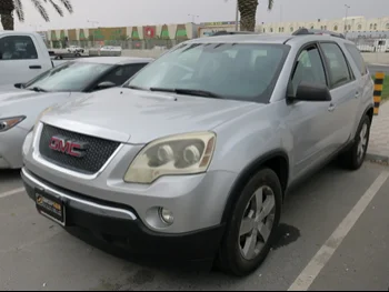  GMC  Acadia  2013  Automatic  130,000 Km  6 Cylinder  All Wheel Drive (AWD)  SUV  Silver  With Warranty