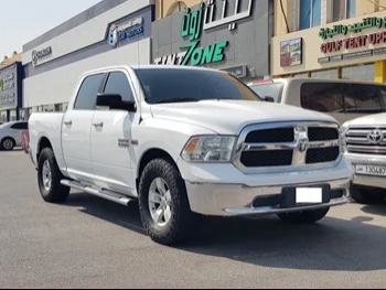 Dodge  Ram  1500  2013  Automatic  210,000 Km  8 Cylinder  Four Wheel Drive (4WD)  Pick Up  White  With Warranty