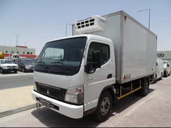 Mitsubishi  Fuso Canter  2015  Manual  217,000 Km  4 Cylinder  Rear Wheel Drive (RWD)  Pick Up  Silver  With Warranty
