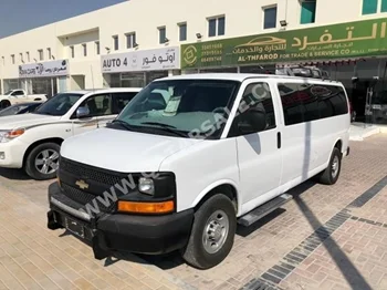 Chevrolet  Express  2017  Automatic  45,000 Km  8 Cylinder  Rear Wheel Drive (RWD)  Van / Bus  White