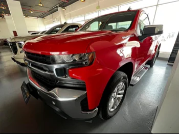 Chevrolet  Silverado  2019  Automatic  86,000 Km  8 Cylinder  Four Wheel Drive (4WD)  Pick Up  Red  With Warranty