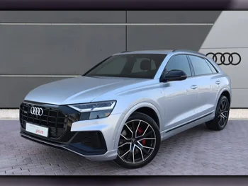 Audi  Q8  2020  Automatic  45,000 Km  6 Cylinder  All Wheel Drive (AWD)  SUV  Silver  With Warranty