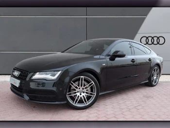 Audi  A7  3.0 S line  2015  Automatic  113,500 Km  6 Cylinder  All Wheel Drive (AWD)  Coupe / Sport  Black