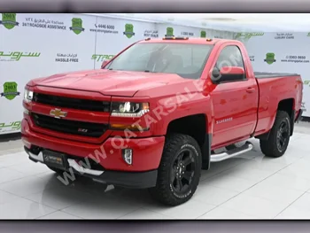 Chevrolet  Silverado  2017  Automatic  125,000 Km  8 Cylinder  Four Wheel Drive (4WD)  Pick Up  Red