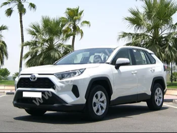 Toyota  Rav 4  2023  Automatic  0 Km  4 Cylinder  Front Wheel Drive (FWD)  SUV  White  With Warranty