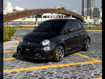 Fiat  695  Abarth  2023  Automatic  300 Km  4 Cylinder  Front Wheel Drive (FWD)  Hatchback  Black  With Warranty