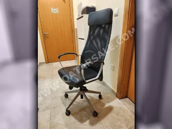 كراسي مكتب ايكيا  - كرسي المدير  - أسود