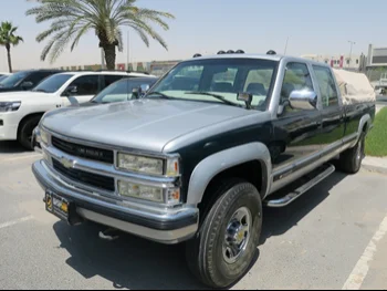 Chevrolet  Silverado  2500 HD  1998  Manual  140,000 Km  8 Cylinder  Four Wheel Drive (4WD)  Pick Up  Gray  With Warranty