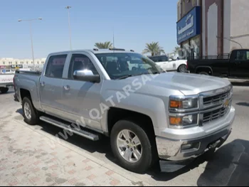 Chevrolet  Silverado  2014  Automatic  167,000 Km  8 Cylinder  Four Wheel Drive (4WD)  Pick Up  Silver  With Warranty