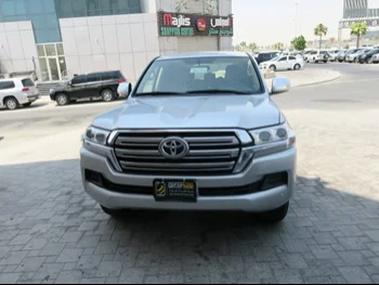 Toyota  Land Cruiser  GXR  2021  Automatic  113,000 Km  6 Cylinder  Four Wheel Drive (4WD)  SUV  Silver  With Warranty
