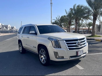 Cadillac  Escalade  2015  Automatic  258,000 Km  8 Cylinder  Four Wheel Drive (4WD)  SUV  White
