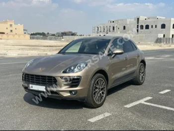  Porsche  Macan  2018  Automatic  105,000 Km  6 Cylinder  Four Wheel Drive (4WD)  SUV  Gold  With Warranty