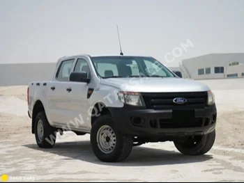Ford  Ranger  2015  Manual  61,000 Km  4 Cylinder  Rear Wheel Drive (RWD)  Pick Up  Silver