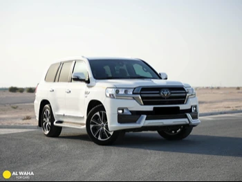 Toyota  Land Cruiser  VXR- Grand Touring S  2020  Automatic  43,000 Km  8 Cylinder  Four Wheel Drive (4WD)  SUV  White