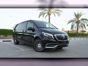 Mercedes-Benz  Vito  2022  Automatic  0 Km  4 Cylinder  Rear Wheel Drive (RWD)  Van / Bus  Black  With Warranty