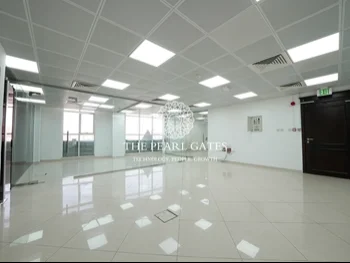 Commercial Offices - Semi Furnished  - Doha  - Madinat Khalifa North