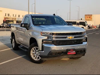 Chevrolet  Silverado  2019  Automatic  70,000 Km  8 Cylinder  Four Wheel Drive (4WD)  Pick Up  Silver  With Warranty
