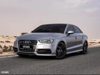 Audi  S  3  2016  Automatic  53,000 Km  4 Cylinder  All Wheel Drive (AWD)  Sedan  Silver