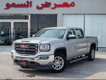 GMC  Sierra  1500  2016  Automatic  56,000 Km  8 Cylinder  Four Wheel Drive (4WD)  Pick Up  Silver  With Warranty