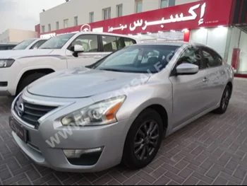  Nissan  Altima  2015  Automatic  290,000 Km  4 Cylinder  Front Wheel Drive (FWD)  Sedan  Silver  With Warranty
