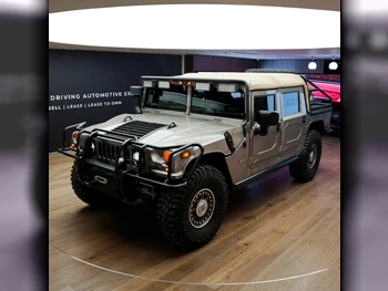 Hummer  H1  2006  Automatic  34,000 Km  8 Cylinder  Four Wheel Drive (4WD)  SUV  Black