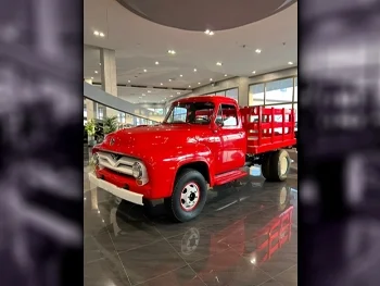 Ford  F  350  1954  Automatic  0 Km  6 Cylinder  Four Wheel Drive (4WD)  Pick Up  Red  With Warranty