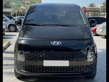 Hyundai  Staria  VAN  Black  2022