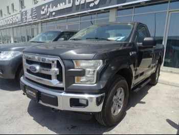 Ford  F  150  2016  Automatic  249,000 Km  8 Cylinder  Four Wheel Drive (4WD)  Pick Up  Gray  With Warranty