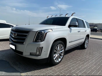 Cadillac  Escalade  Limited  2020  Automatic  77,000 Km  8 Cylinder  Four Wheel Drive (4WD)  SUV  White