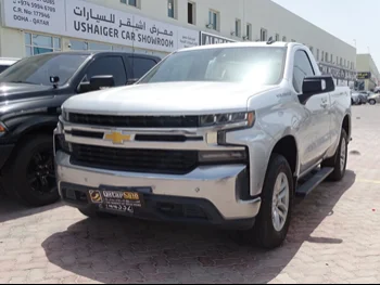 Chevrolet  Silverado  LT  2021  Automatic  64,000 Km  8 Cylinder  Four Wheel Drive (4WD)  Pick Up  White  With Warranty