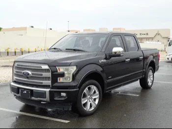 Ford  F  150 Platinum  2017  Automatic  33,000 Km  6 Cylinder  Four Wheel Drive (4WD)  Pick Up  Black  With Warranty