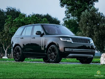  Land Rover  Range Rover Vouge  SUV 4x4  Black  2023