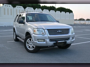 Ford  Explorer  XLT  2009  Automatic  198,000 Km  6 Cylinder  Four Wheel Drive (4WD)  SUV  Silver