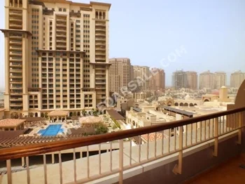 1 غرف نوم  شقة  للبيع  في الدوحة -  اللؤلؤة  نصف مفروشة