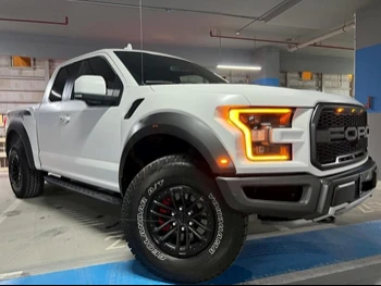 Ford  Raptor  2017  Automatic  136,000 Km  6 Cylinder  Four Wheel Drive (4WD)  Pick Up  White