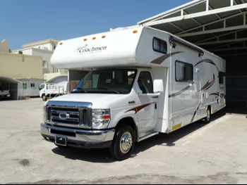 Caravan - Coachmen  - 2013  - White  -Made in United States of America(USA)