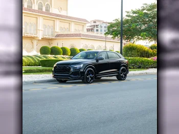 Audi  RSQ8  2023  Automatic  12,000 Km  8 Cylinder  All Wheel Drive (AWD)  SUV  Black  With Warranty