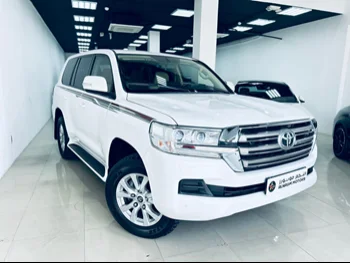 Toyota  Land Cruiser  GXR  2020  Automatic  82,000 Km  6 Cylinder  Four Wheel Drive (4WD)  SUV  White  With Warranty