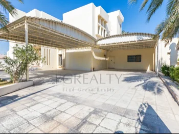 Family Residential  - Not Furnished  - Doha  - Al Dafna  - 4 Bedrooms