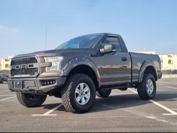 Ford  F  150  2016  Automatic  25,400 Km  8 Cylinder  Four Wheel Drive (4WD)  Pick Up  Brown