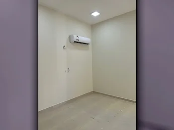 2 غرف نوم  شقة  للايجار  في الدوحة -  الخريطيات  غير مفروشة