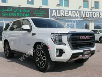 GMC  Yukon  AT 4  2022  Automatic  40,000 Km  8 Cylinder  Four Wheel Drive (4WD)  SUV  White  With Warranty