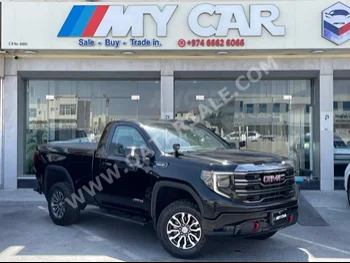 GMC  Sierra  AT4  2022  Automatic  34,000 Km  8 Cylinder  Four Wheel Drive (4WD)  Pick Up  Black  With Warranty