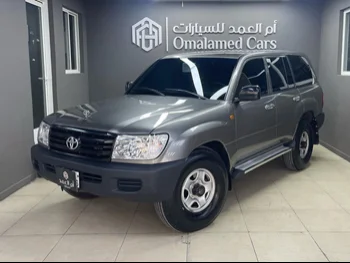Toyota  Land Cruiser  G  2007  Manual  110,000 Km  6 Cylinder  Four Wheel Drive (4WD)  SUV  Gray  With Warranty