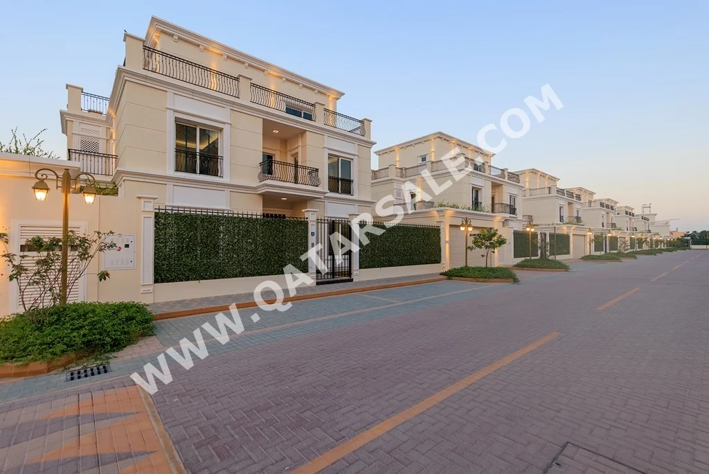 Family Residential  - Fully Furnished  - Doha  - The Pearl  - 6 Bedrooms  - Includes Water & Electricity