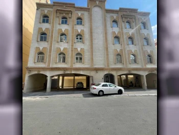 2 Bedrooms  Apartment  For Rent  Doha -  Fereej Bin Mahmoud  Not Furnished