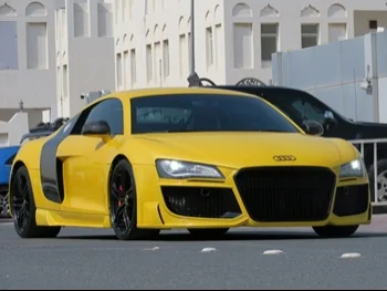 Audi  R8  2008  Automatic  136,000 Km  8 Cylinder  All Wheel Drive (AWD)  Coupe / Sport  Yellow